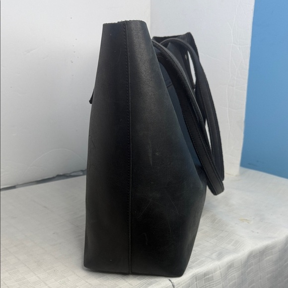 S-ZONE GENUINE LEATHER TOTE in Black - Picture 7 of 11